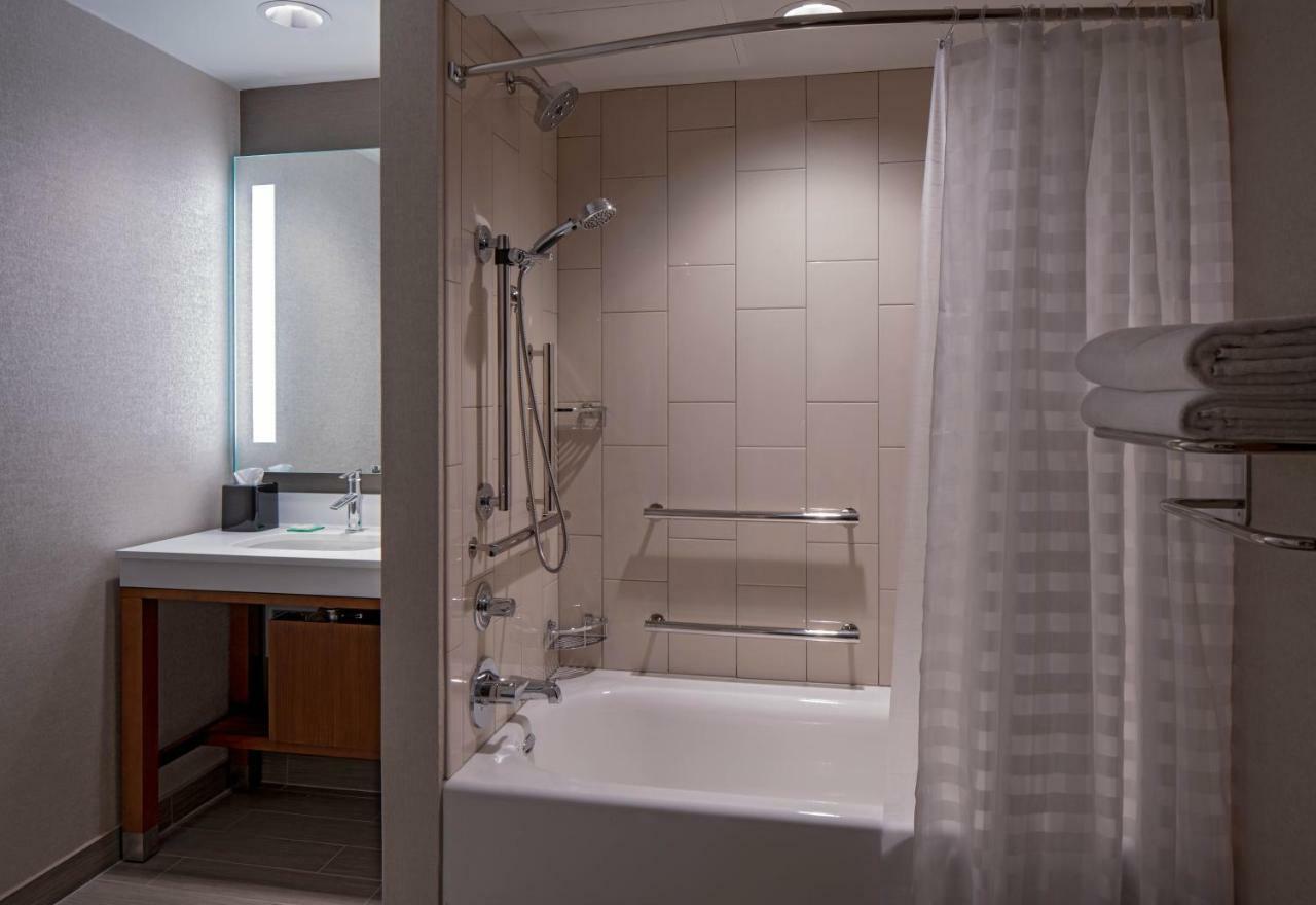 Hyatt Place Indianapolis Downtown Buitenkant foto